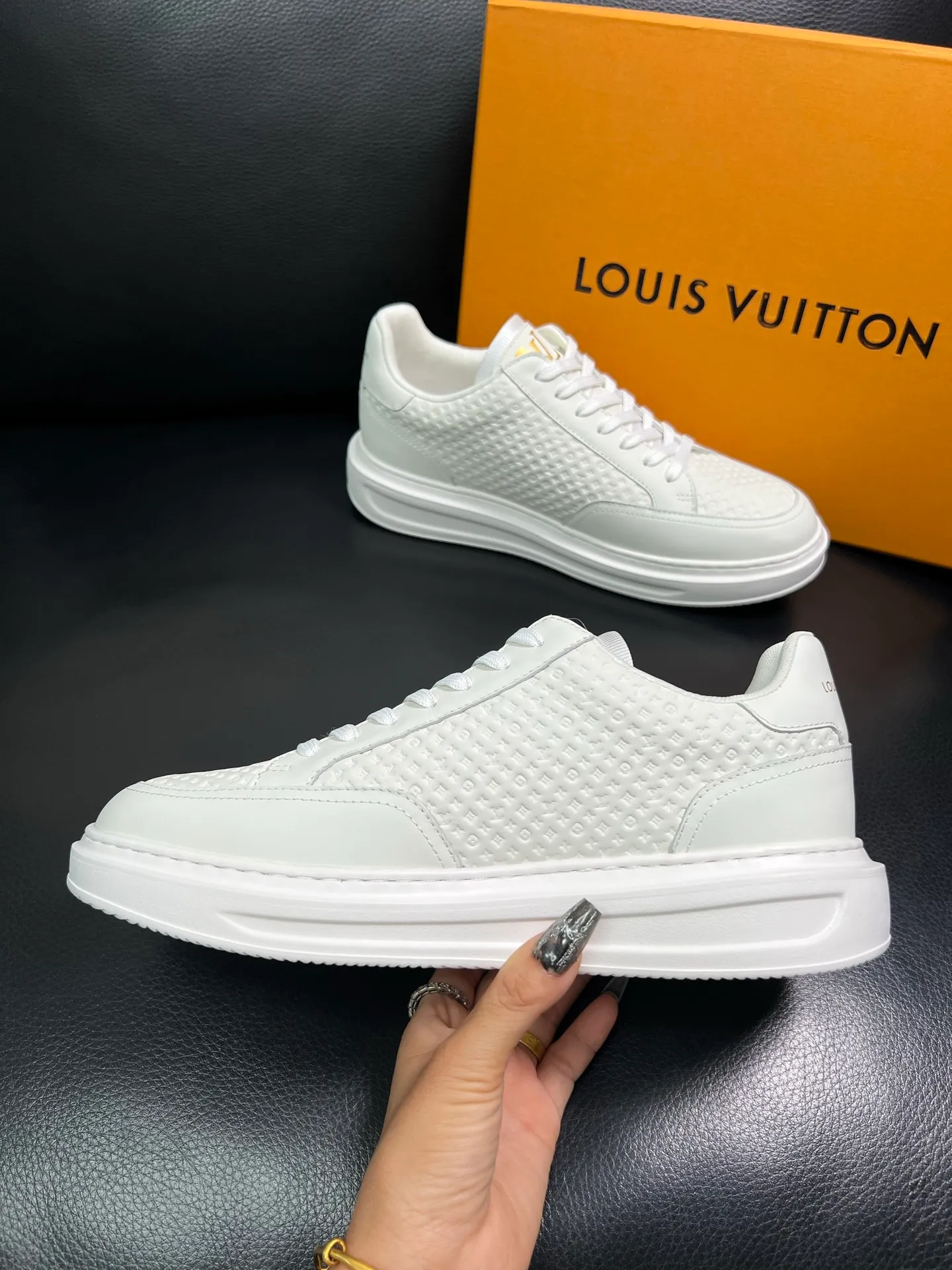 Men's shoes 💰740 Lv high quality top crafts Louis Vuitton sports shoes counter synchronized with original factory configuration, uppers imported from Italy, high-quality splicing colorful complex crafts, imported mesh pads soft and comfortable, soles: original soles specially provided by the original factory, T men's shoes 💰U exclusive movable molded soles super comfortable, original factory and single goods, welcome to compare, code number 38-44 (customized 45) 85867